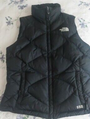 The North Face Black Women's Quilted Down Vest - 550 Insulation